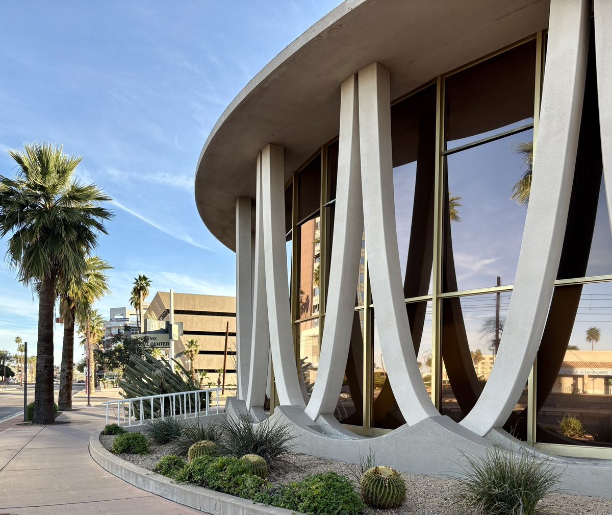 Midwest Modern tweet media