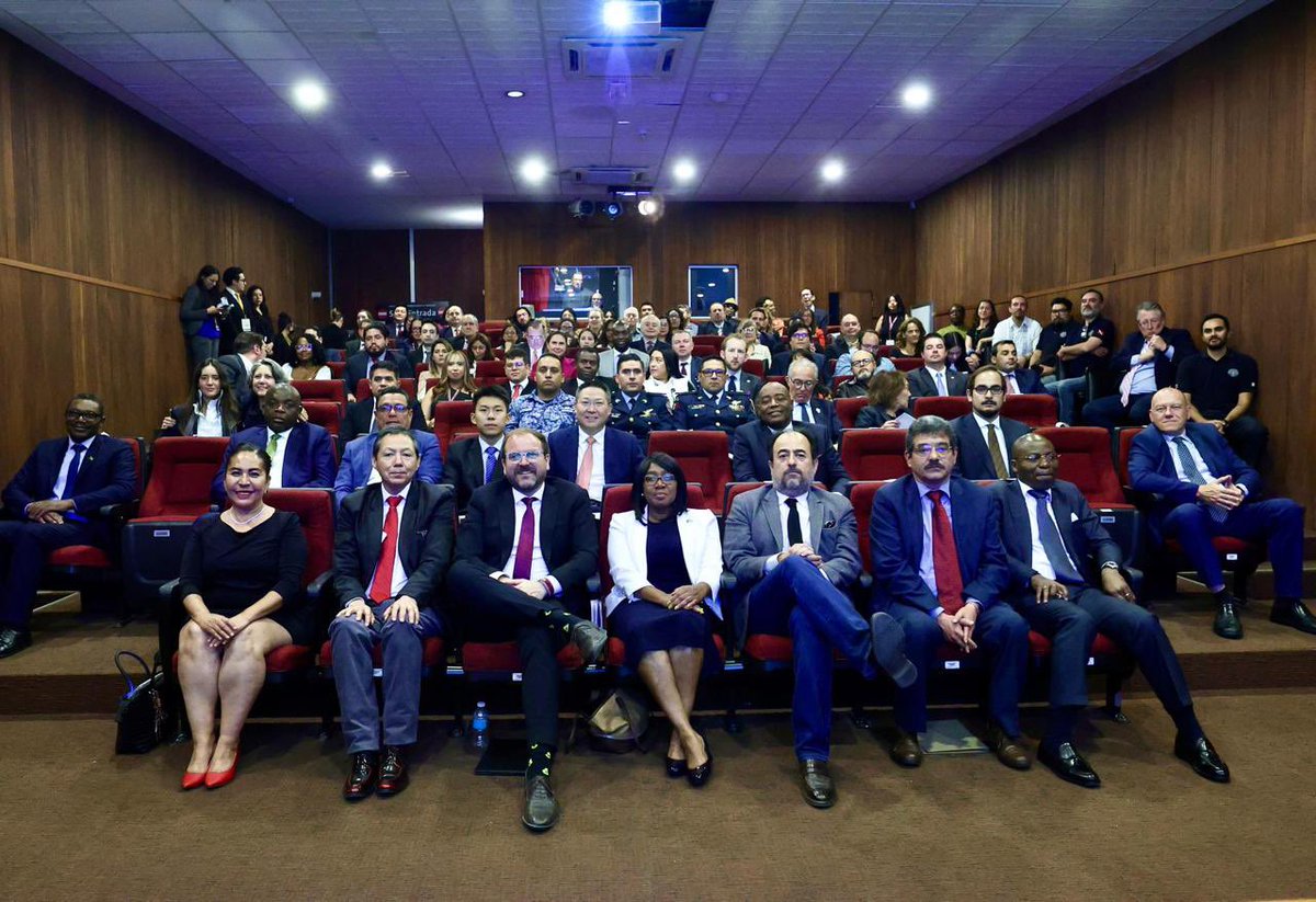 Relaciones Exteriores tweet media