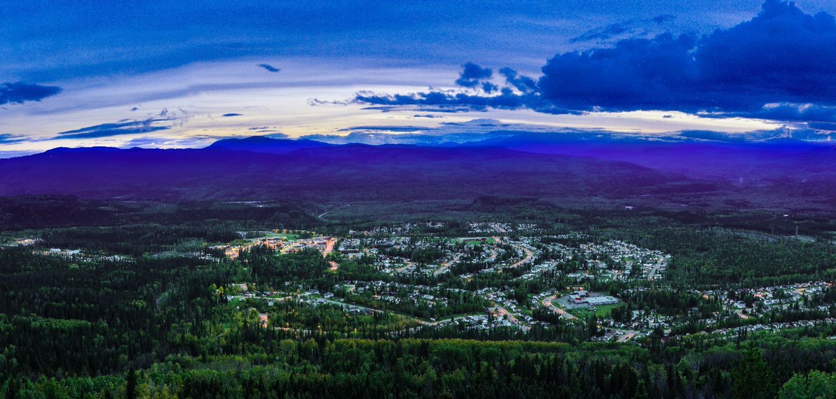 IAFF1941's tweet image. Over one month on and our hearts are still heavy as we think about the community of Tumbler Ridge. We are donating $5,000 to School District 59 to help strengthen mental health resiliency resources for students.

#Poco #Fire #Dept #Firefighter #IAFF #Local #Charitable