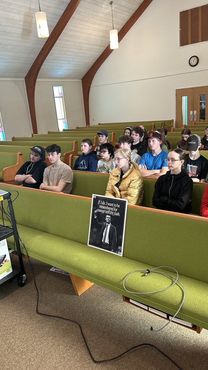 MichelleE tweet media