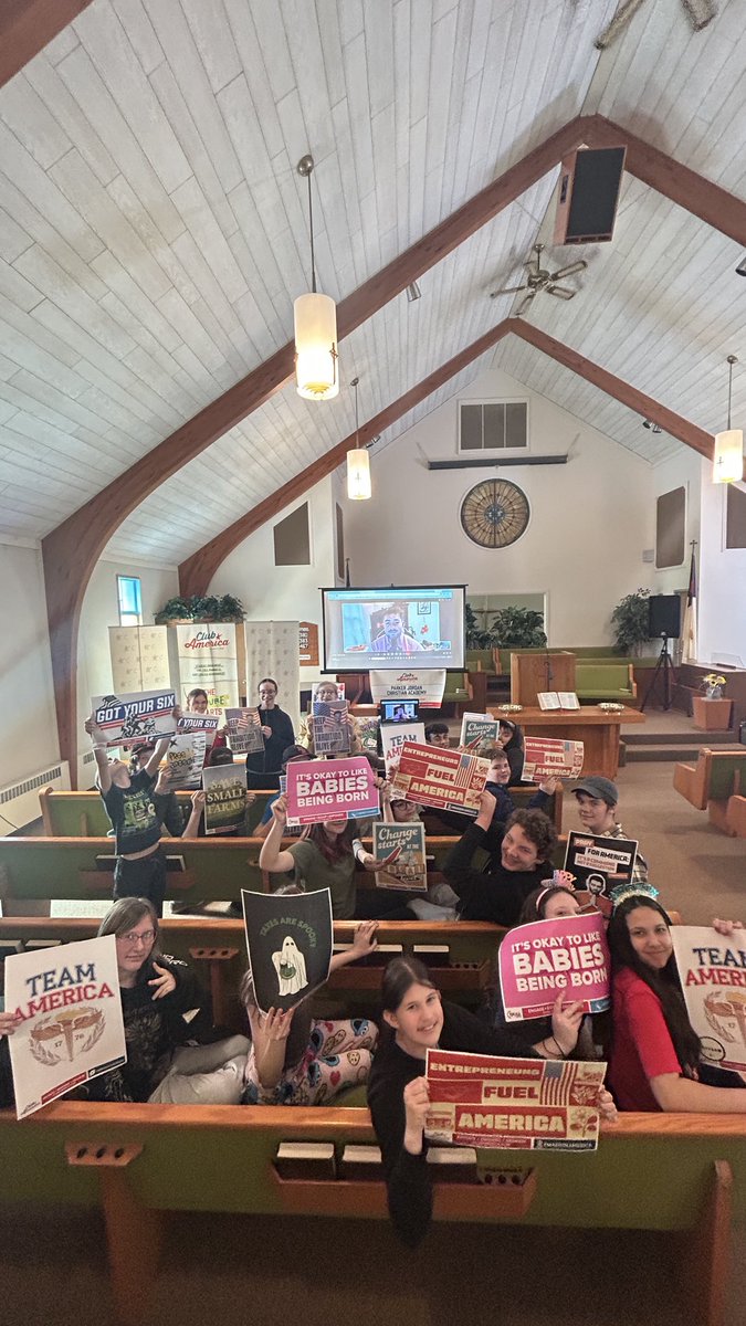 MichelleE tweet media