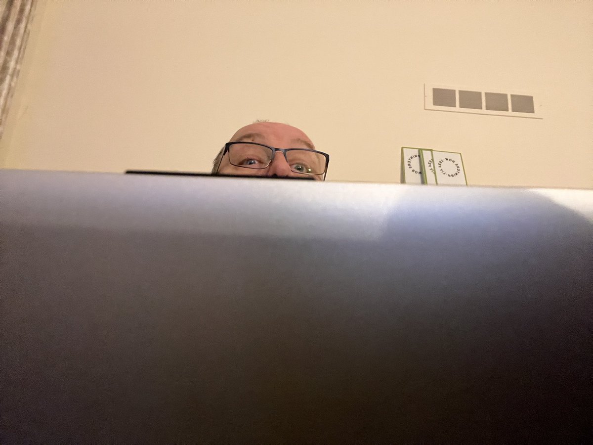 Thomas Edward tweet media