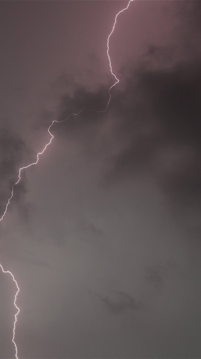 عذوب tweet media