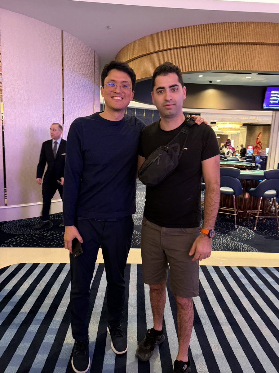 Matthew T tweet media