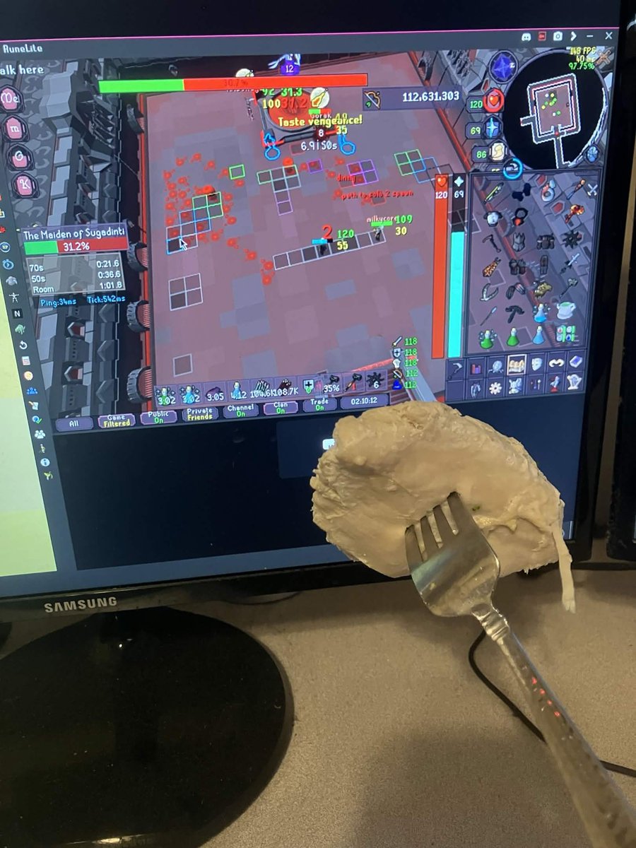 Tina 🌷 tweet media