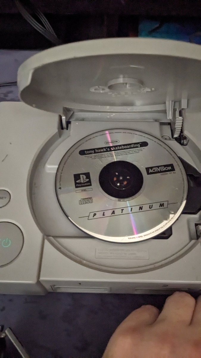 Oliwardcomics tweet media