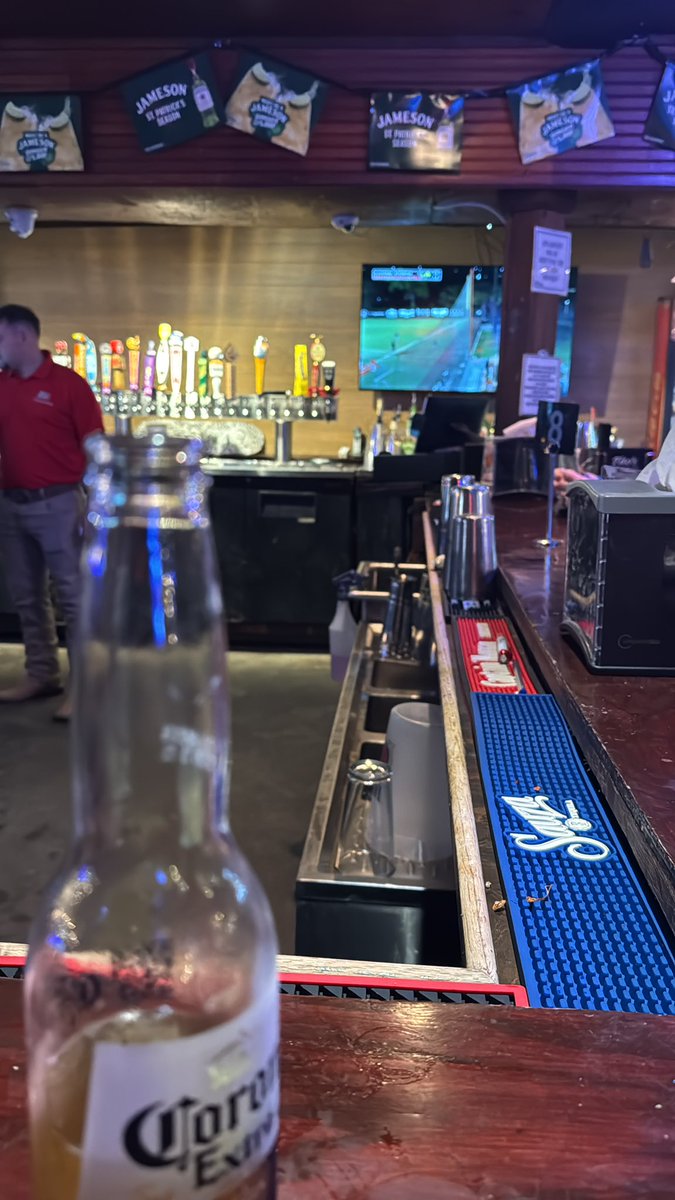 Dinner Winfield tweet media