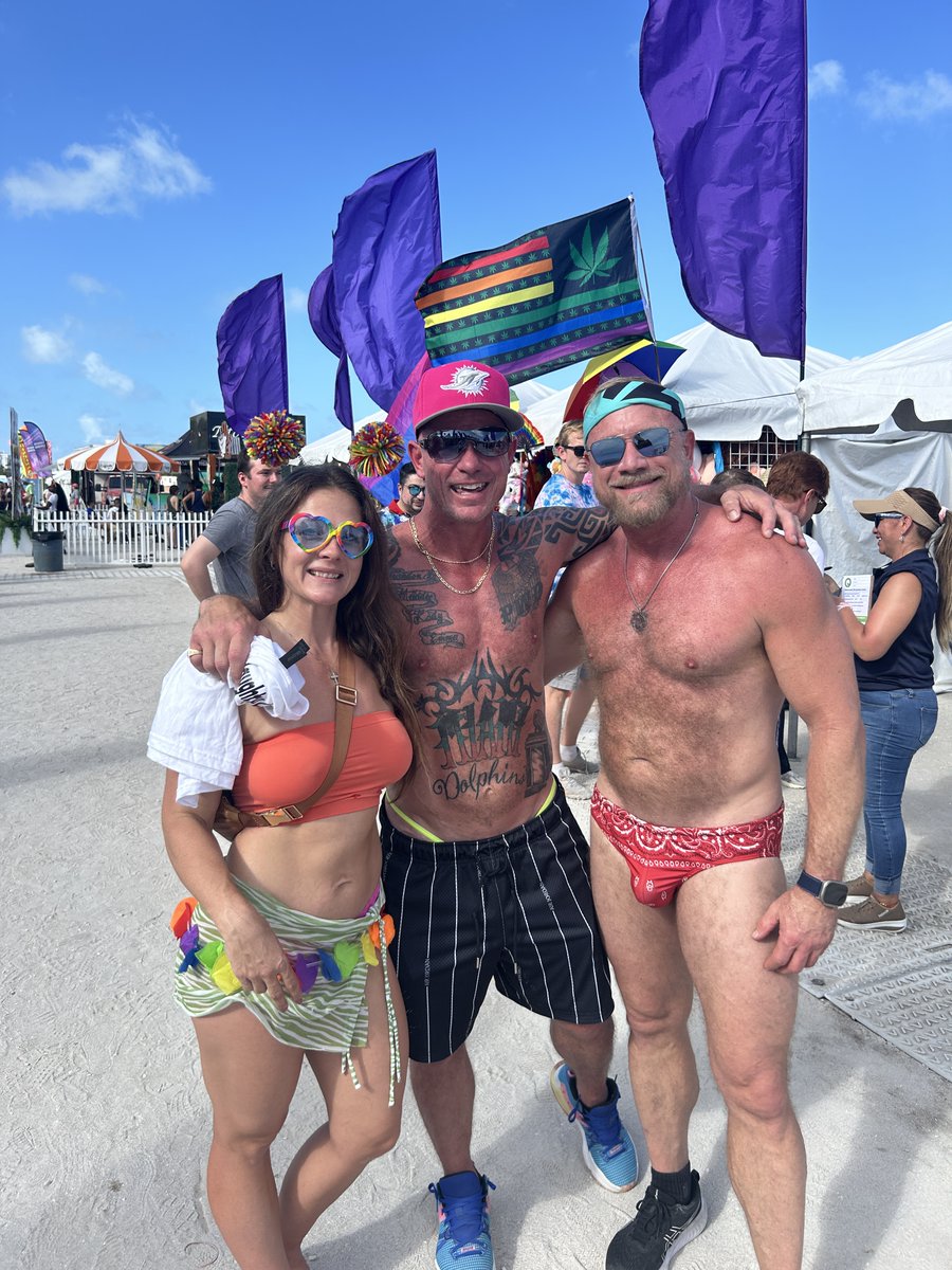 FitNAUGHTYcouple Tina & Brandon (JFF Conf 5/3-5/6) tweet media