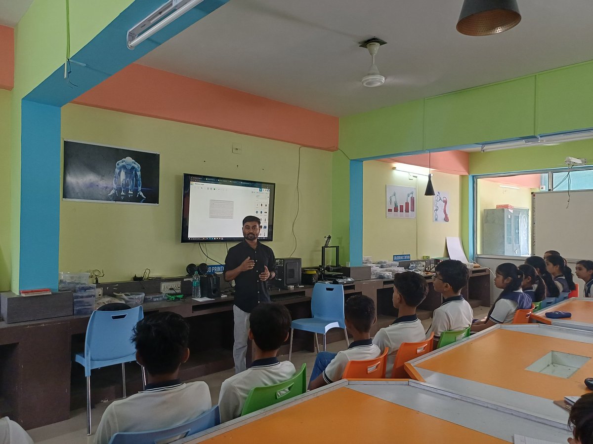 IplabAravalli's tweet photo. An interactive session on Intellectual Property Rights (IPR) was conducted for students at Genius School modasa, where they were introduced to key concepts such as copyright, patents, and trademarks in a simple and engaging manner.
#ipawareness https://t.co/KKS3NiwXrq