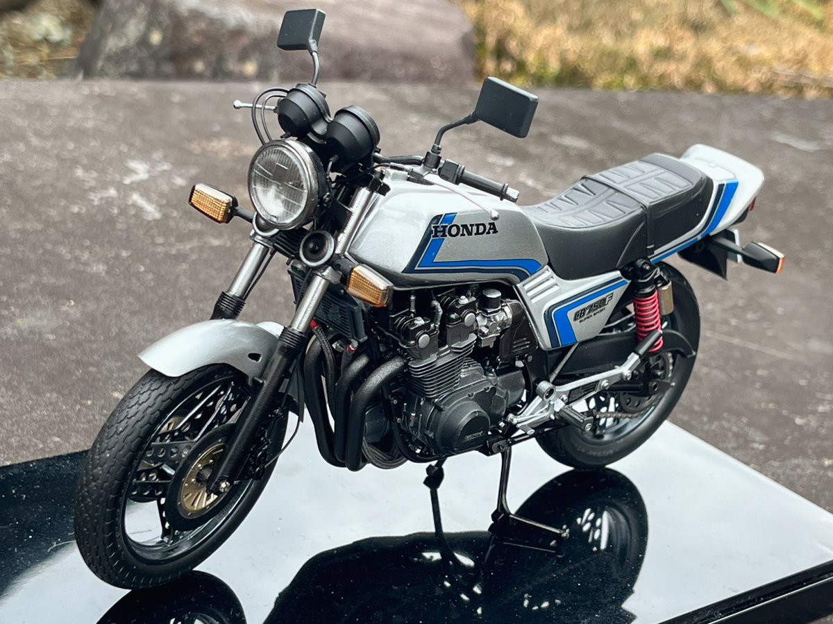 九度久都@ tweet media