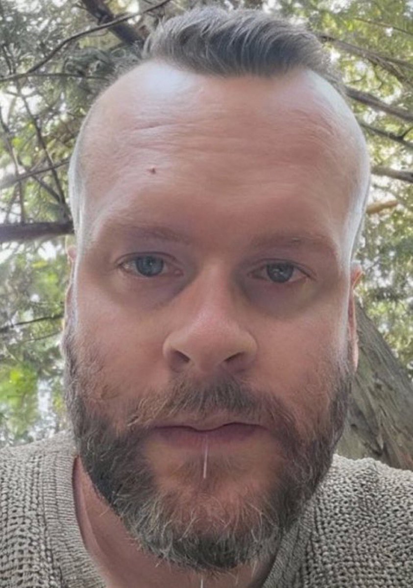 FeelsGuy tweet media