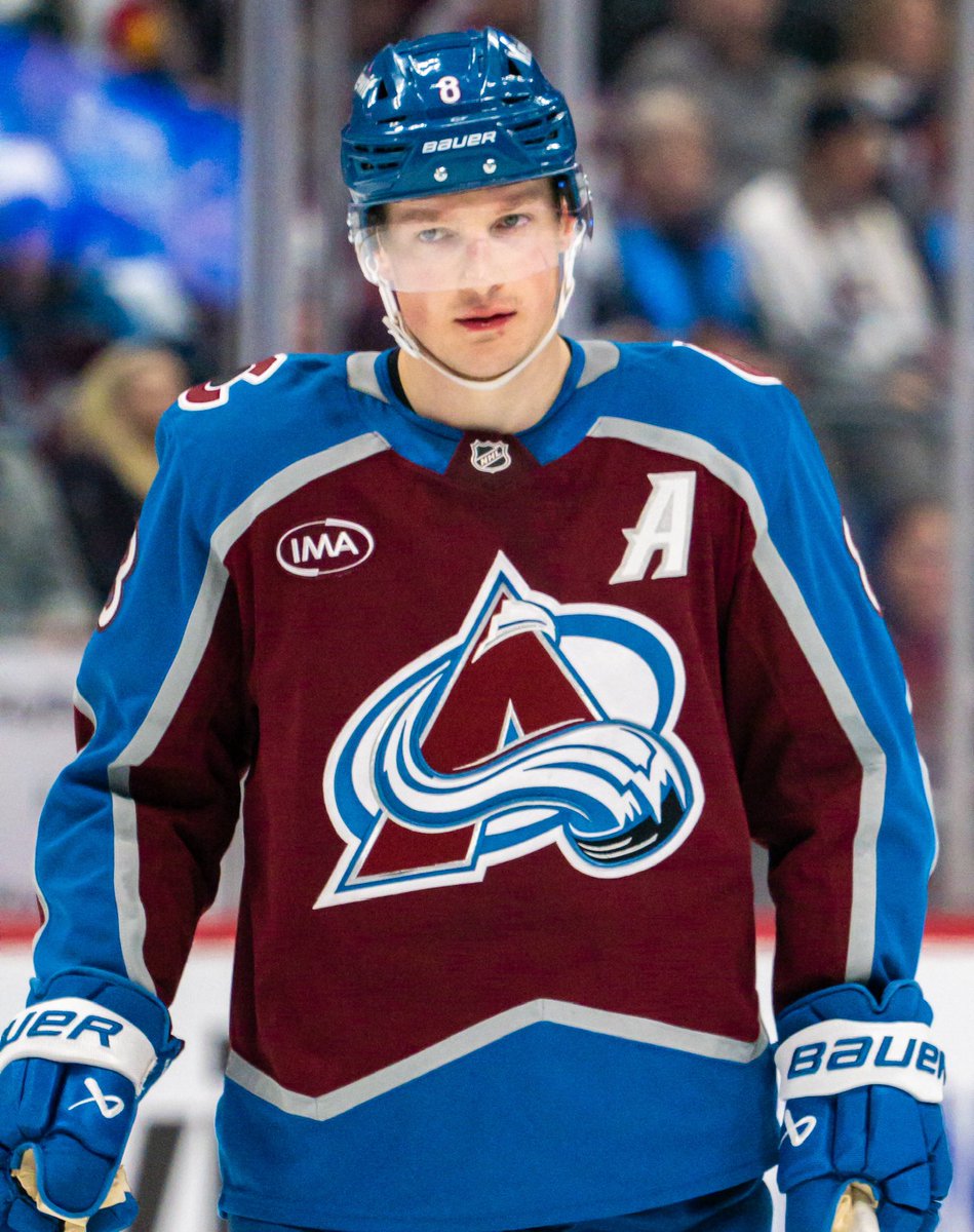 DNVR_Avalanche's tweet photo. BEST DEFENSEMAN IN THE WORLD 🌎 https://t.co/NSnUUQ1dc4
