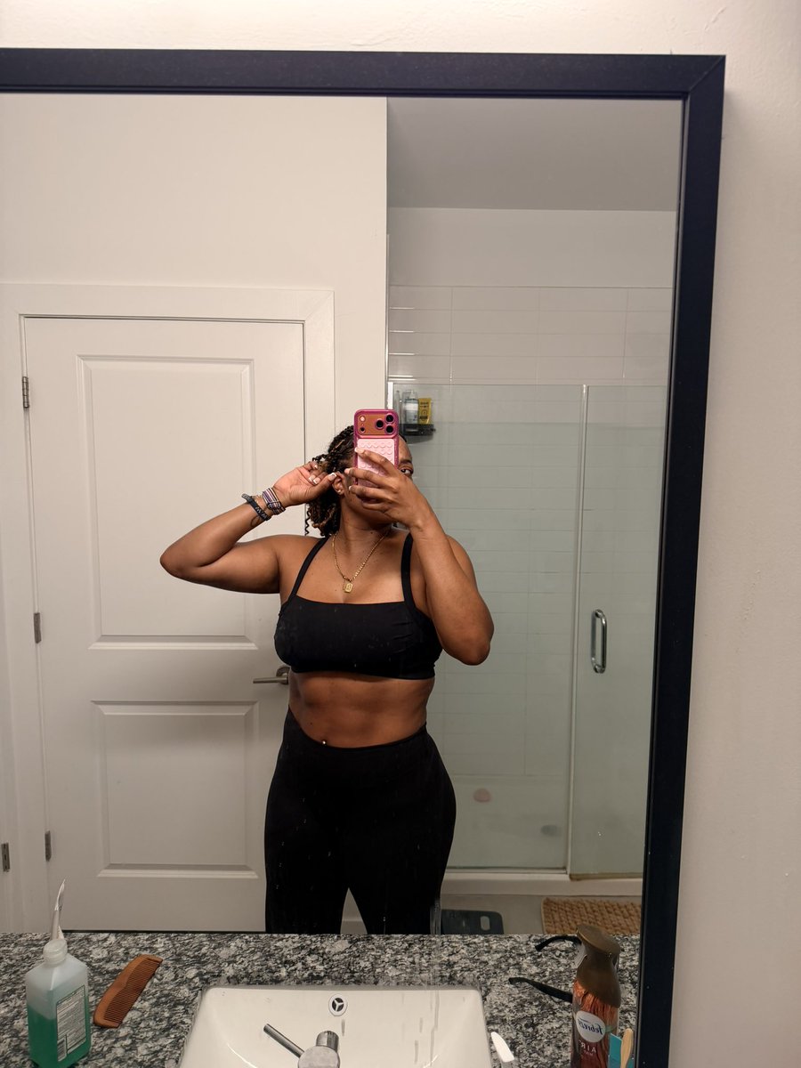 Ash 👩🏾‍💻 tweet media