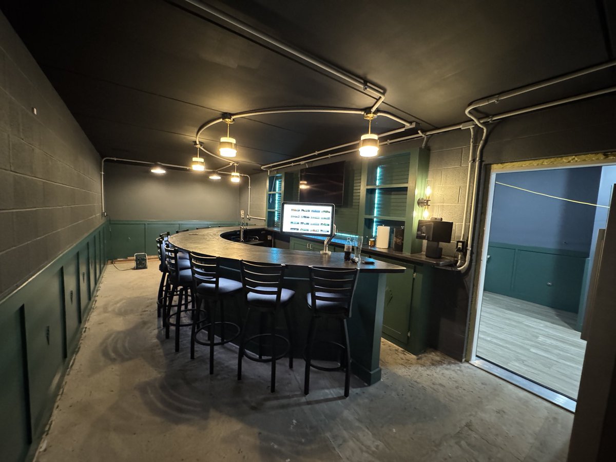 Daniel Chote tweet media