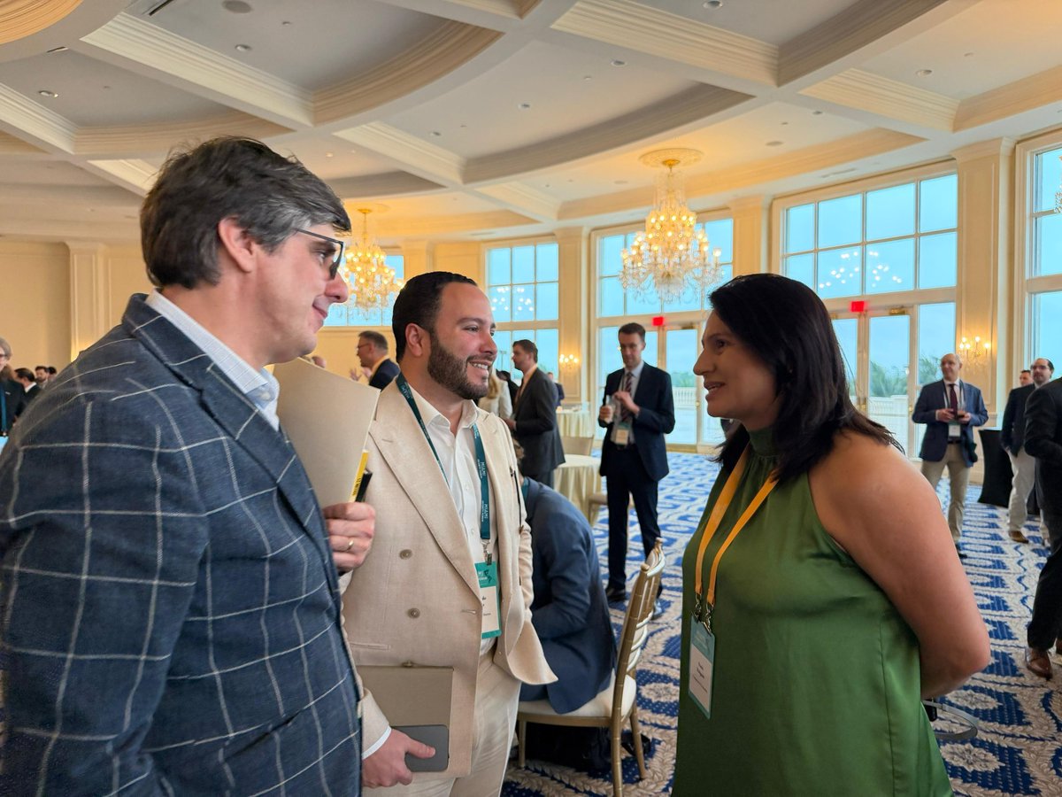 Paola Holguín 🇨🇴 tweet media