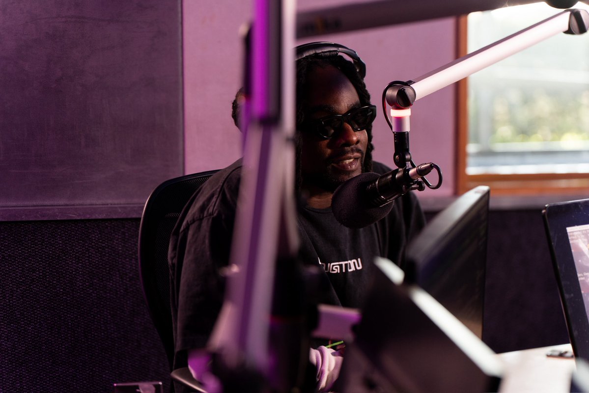 WaleWeekly tweet media