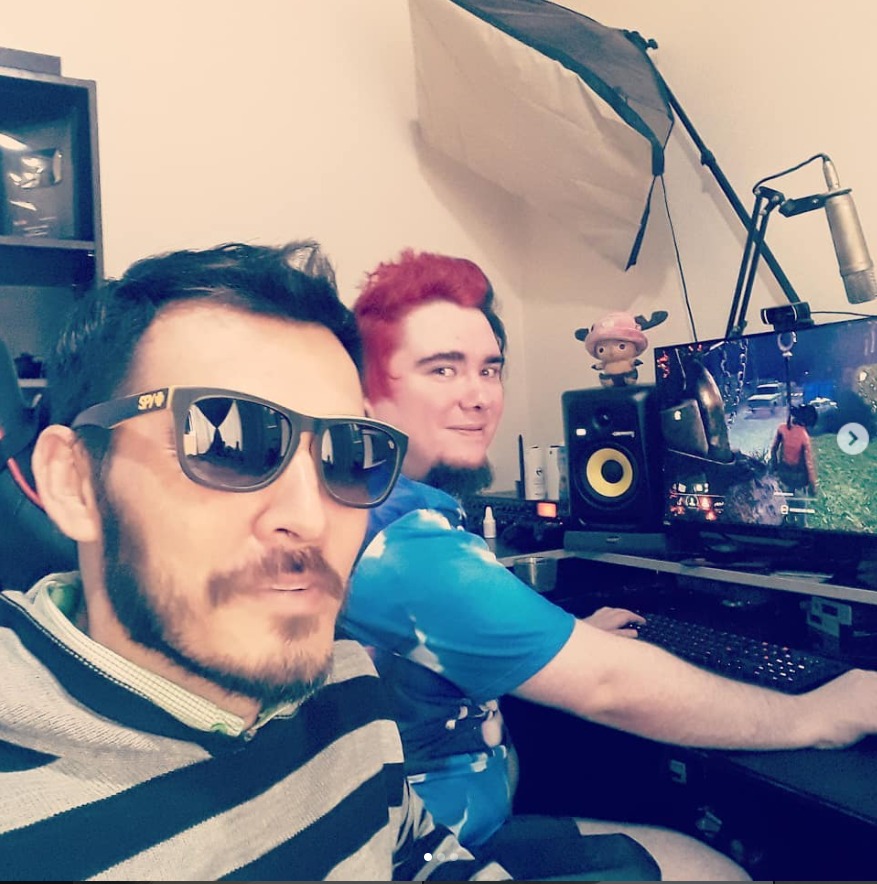 StalkerBlue tweet media