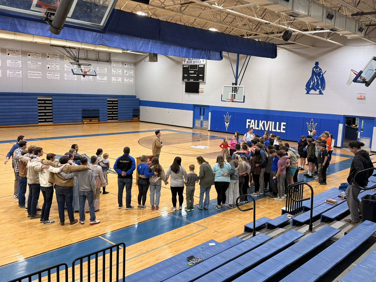 NWALFCA's tweet image. Courts of Praise tonight at Falkville High School! #fca #fcaproven #fcacourtsofpraise #fcastudentleaders