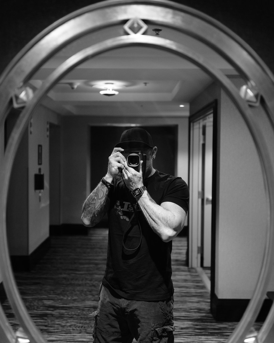 Aaron Perry tweet media