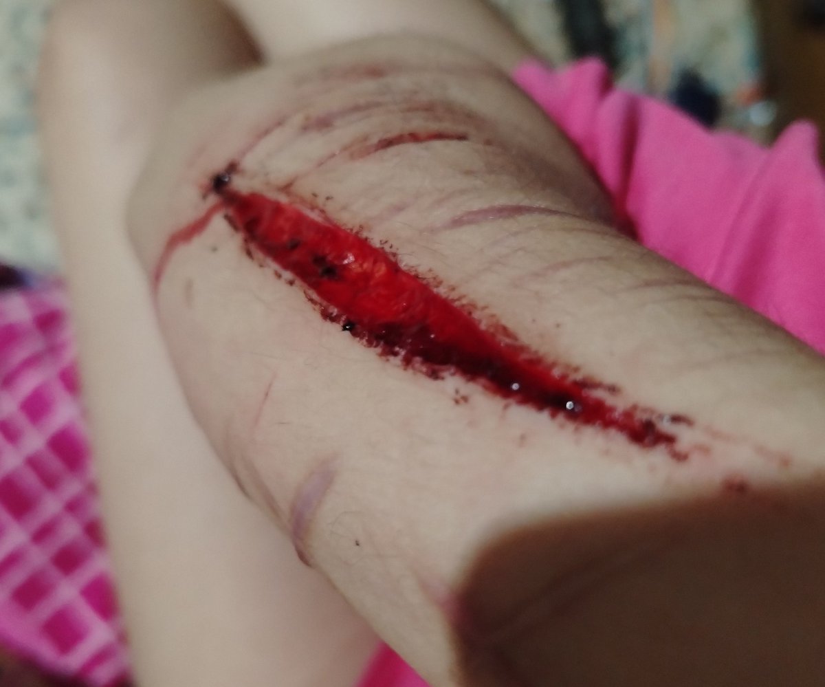 sᴛᴜᴘɪᴅ ♡ tweet media