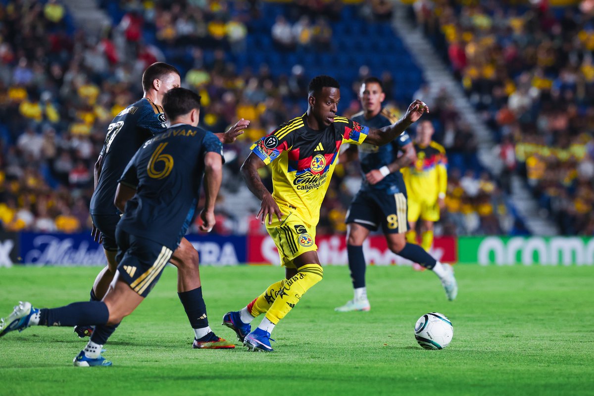 Club América tweet media