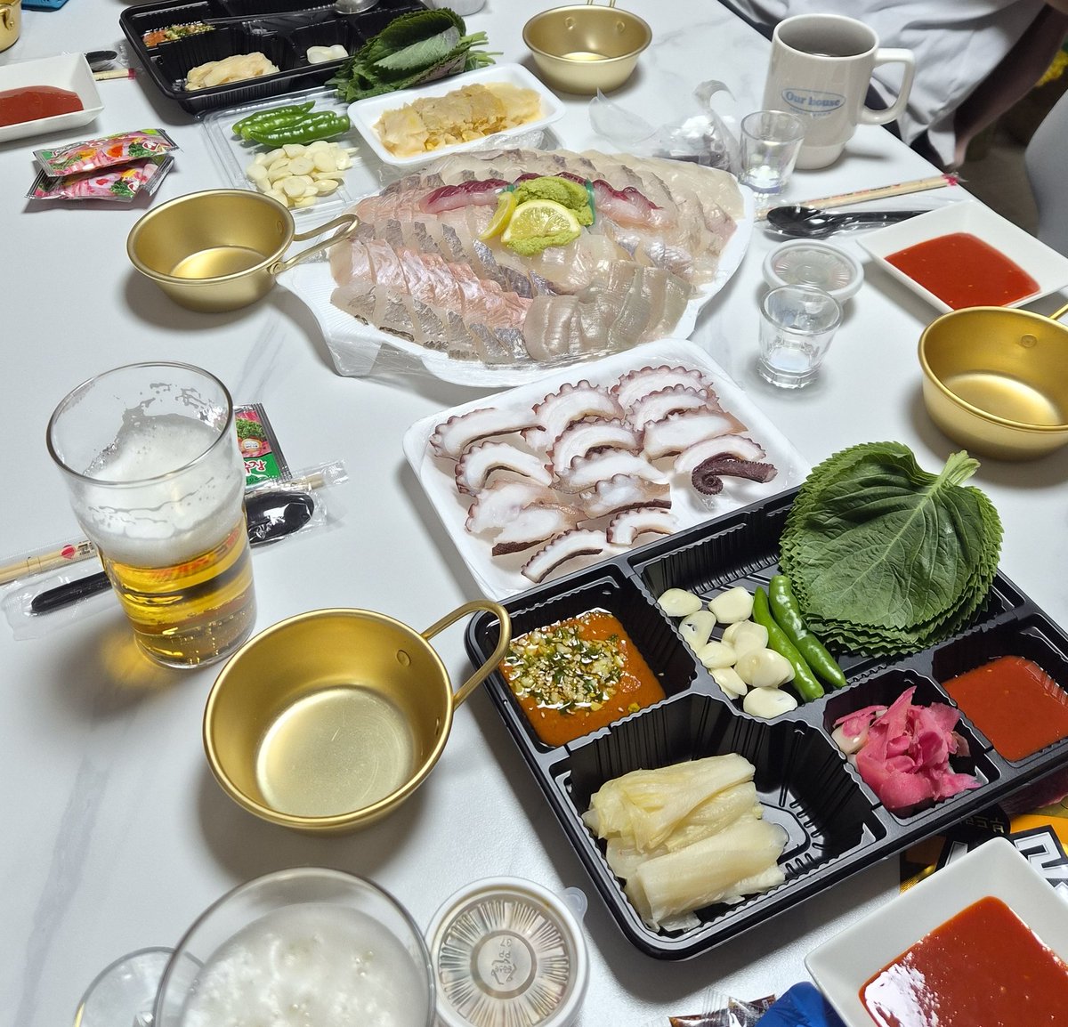 아리까리 tweet media