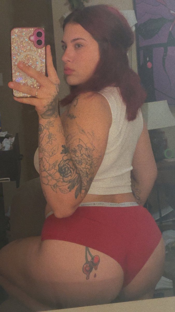 madithabaddi's tweet photo. Oh hey cashapp me 😩💋 
$theylovemadithabadi https://t.co/RMsVq9xT0Z