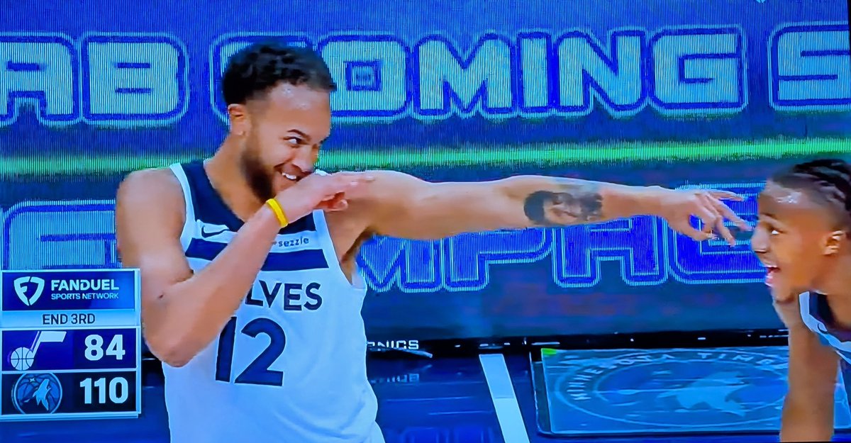 Michelle Sichak ๐บ๐ฆ ๐บ๐ฒ๐ฆ
tweet media