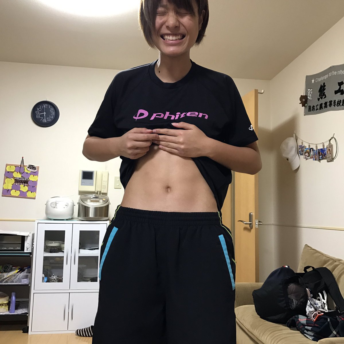 ハロへそ tweet media