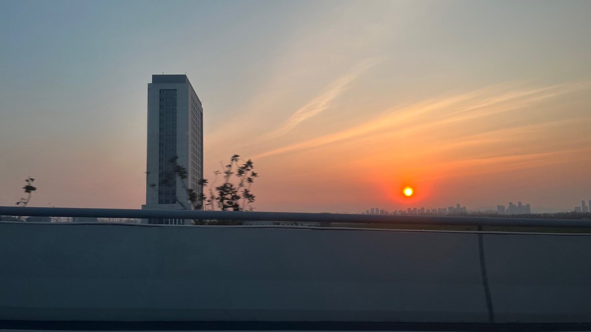 Linda Simons tweet media