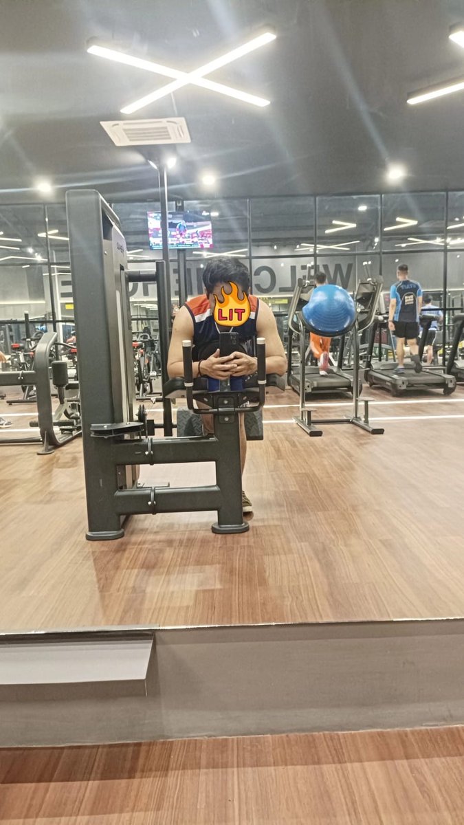 BUKAN BASE RATED tweet media