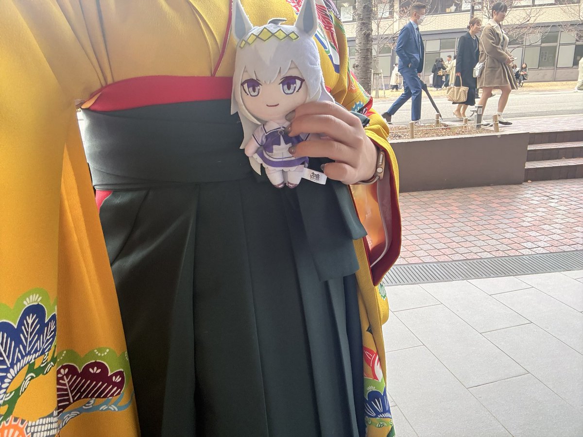ayanoka_'s tweet photo. オグリちゃんと卒業式！！ https://t.co/7wk2btn285