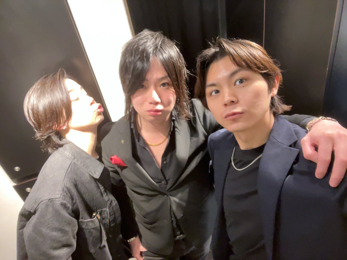 愛本店 平野翔也 (小顔体操のひと) tweet media