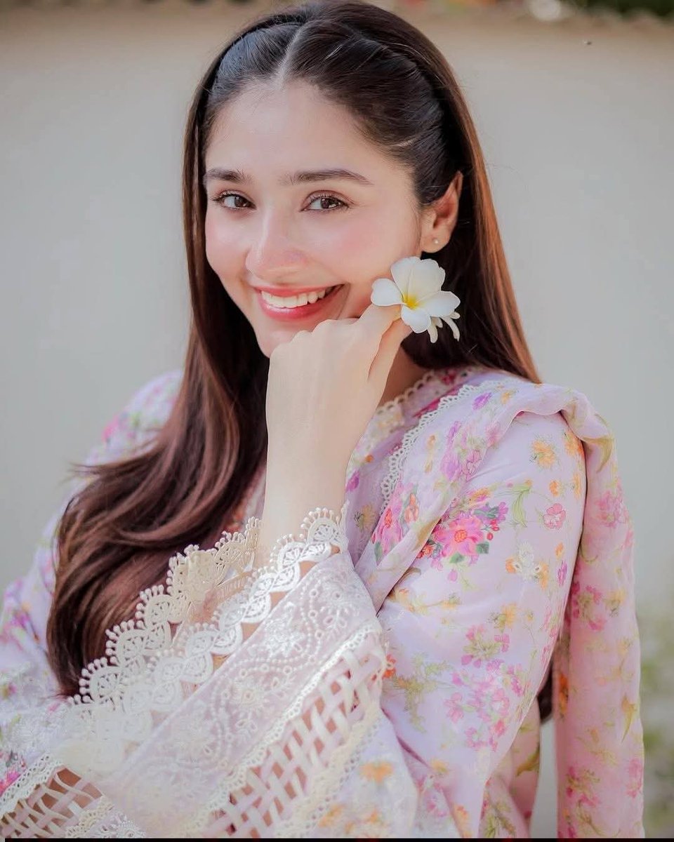 NabelaX02 tweet media