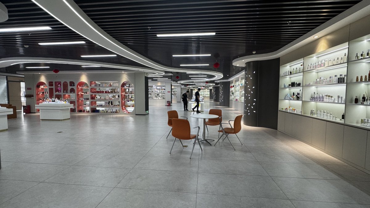 Nicolas Declunder 🇭🇰🇪🇺 tweet media