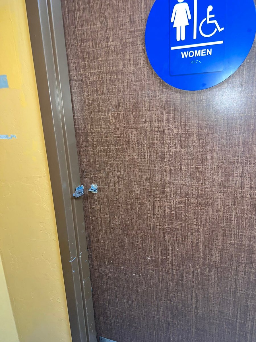 TaraBull tweet media