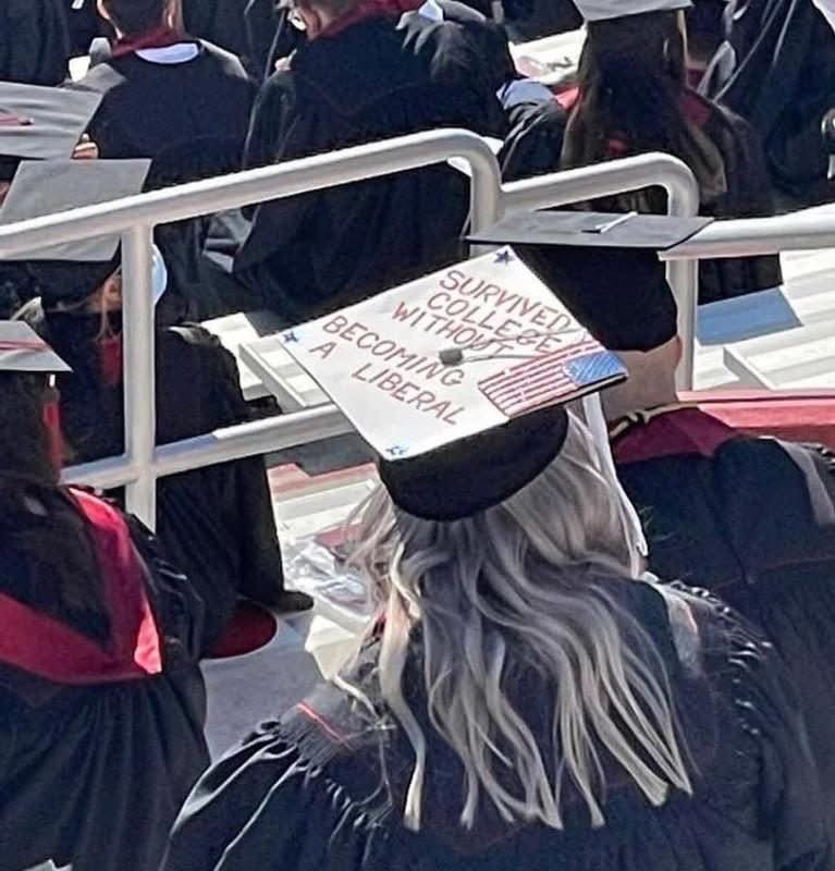 catapinacaro's tweet photo. @Rothmus @elonmusk It's a herculean feat to make it through without compromising their integrity. So admirable, inspirational, in someone so young. https://t.co/1KTeFfndjt