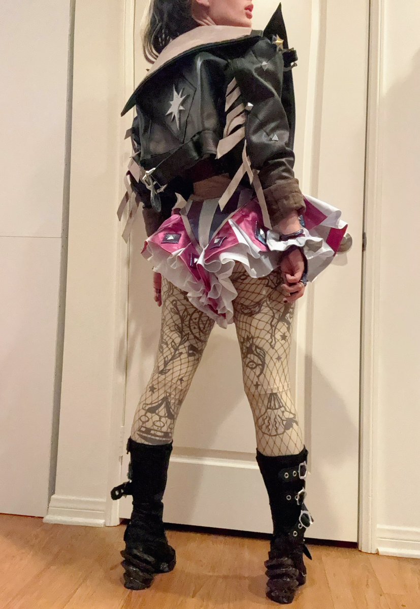 Lil_G Cosplay✨ tweet media