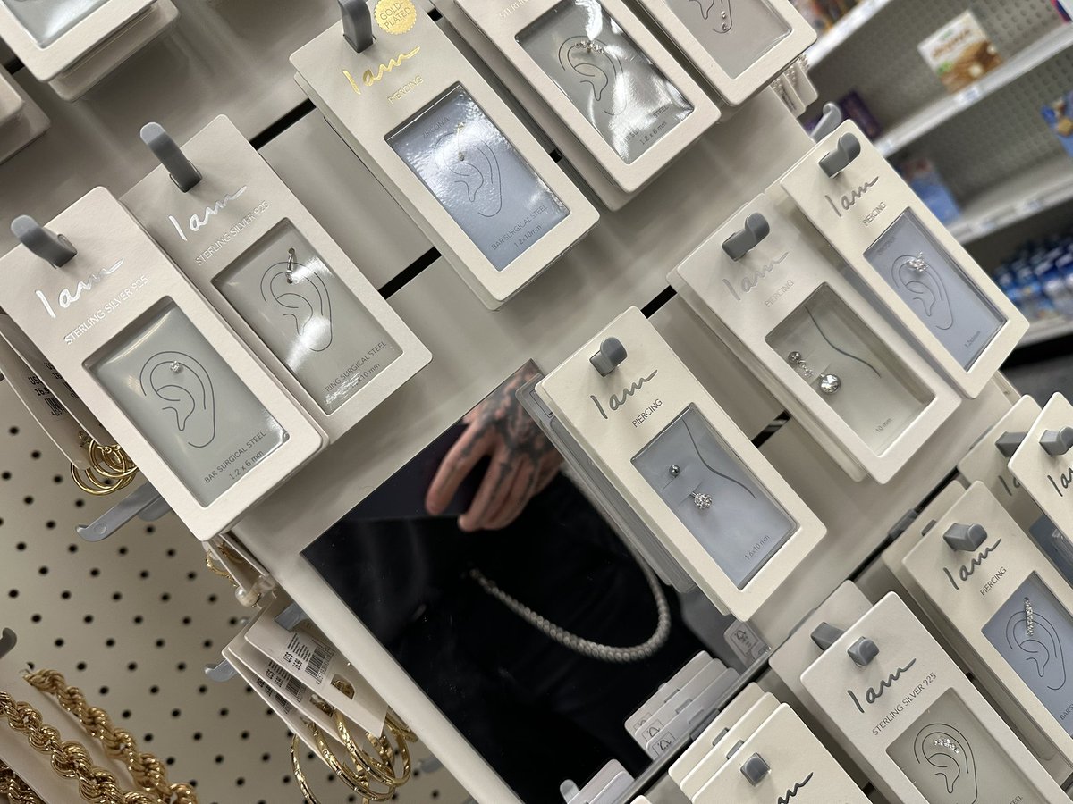 𝖄𝖔𝖞𝖆 tweet media