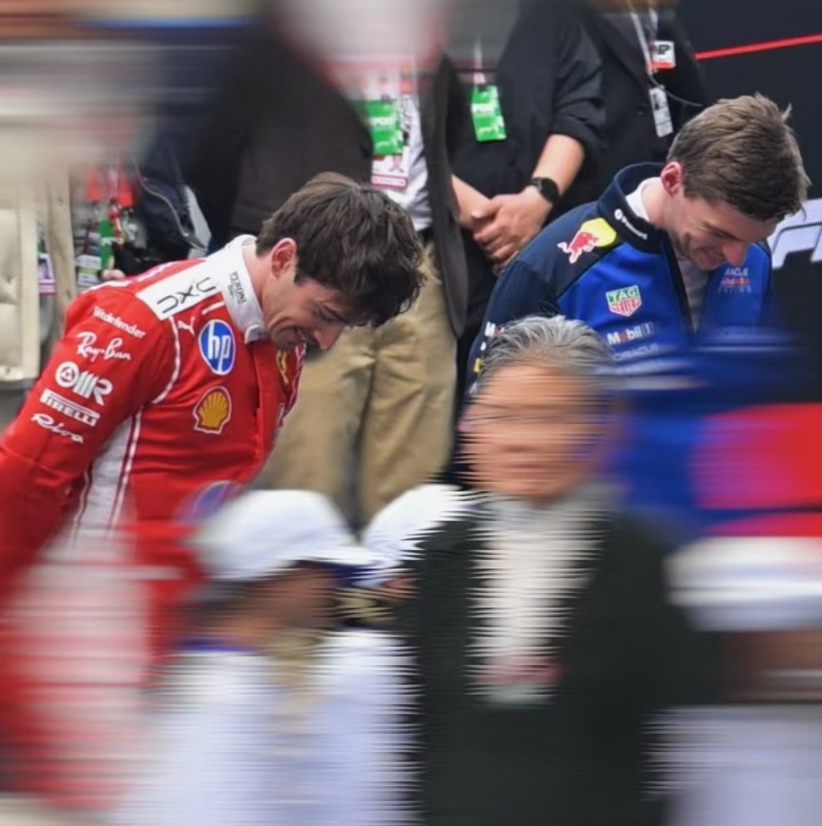 1633 💭 tweet media