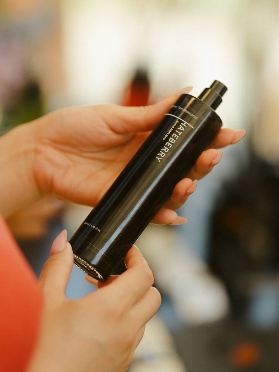 hateberry.scent tweet media