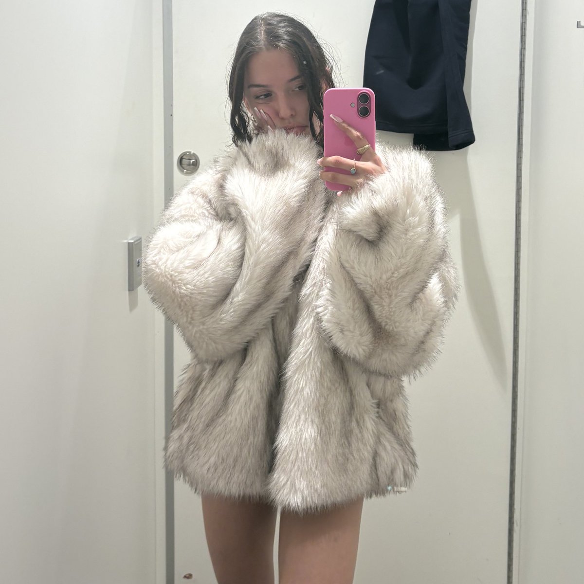 WR$TGRLINAUS tweet media