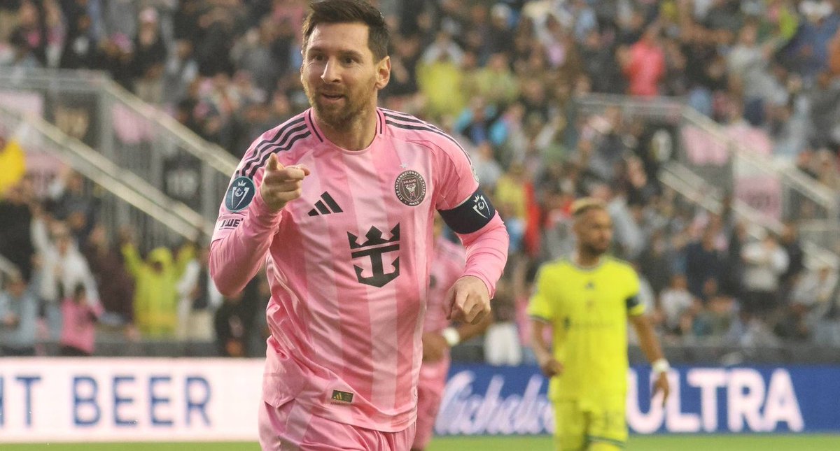 Front Row Soccer tweet media