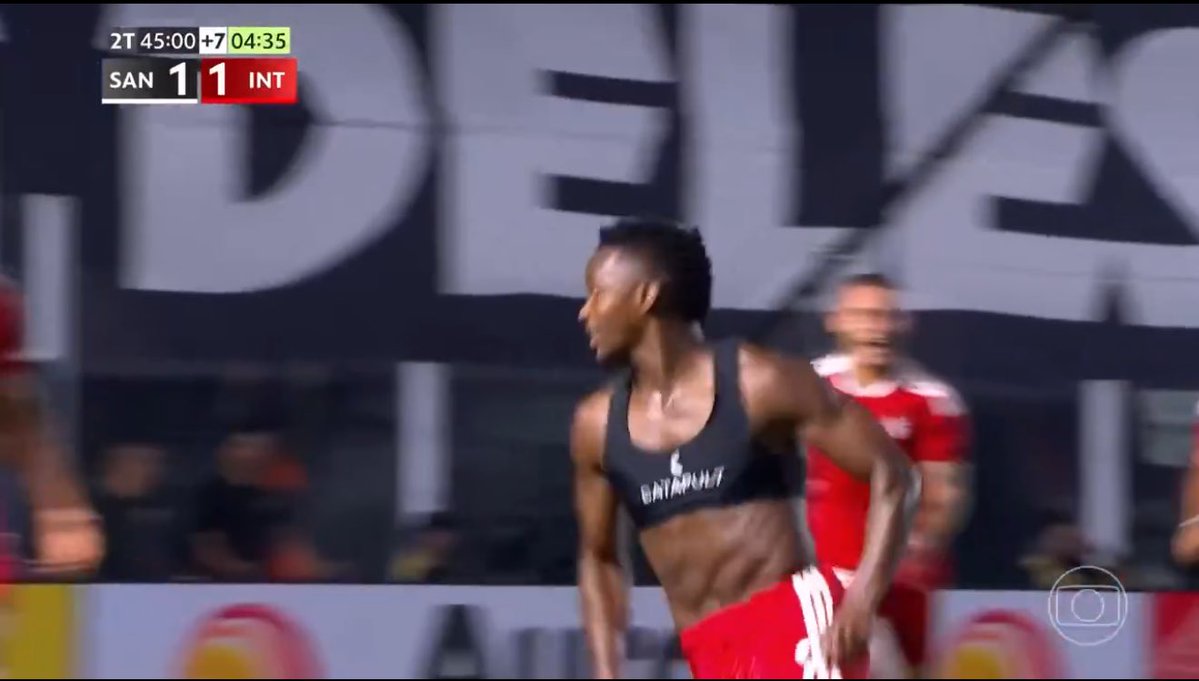 Dona Lúcia tweet media