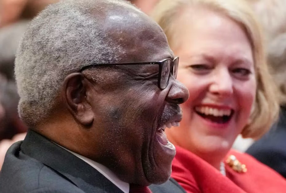 Kenny BooYah! 🖖🏾 tweet media