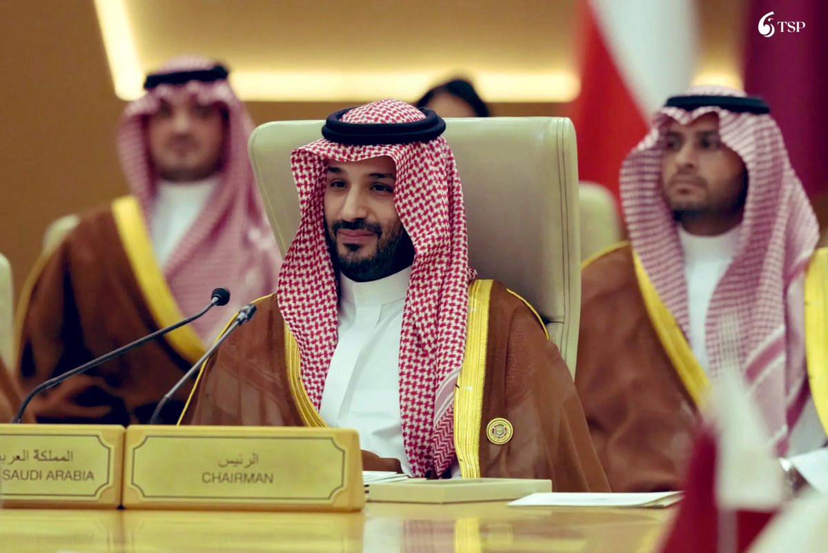 SallHM1's tweet photo. عايشين بأمان وبدون شيلَة هَم
طول ما أنت على كِرسي الحكُم 
الله يديمك وينصِرك سيّدي 🇸🇦💚"
#الرياض_الآن 
#محمد_بن_سلمان‌ https://t.co/OlomInGHgW