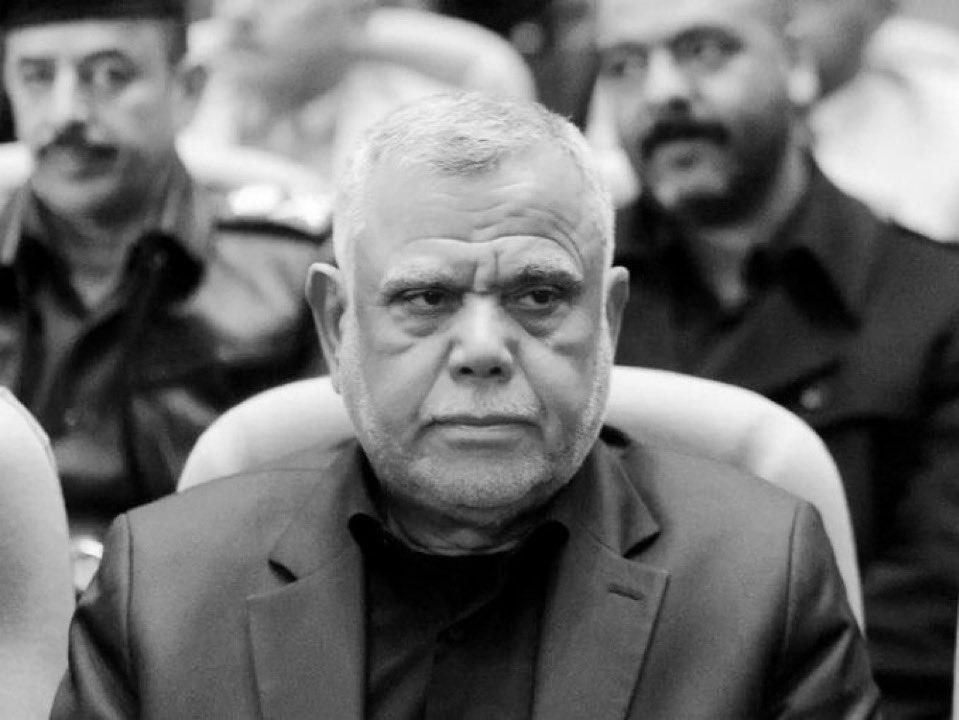 نــور tweet media