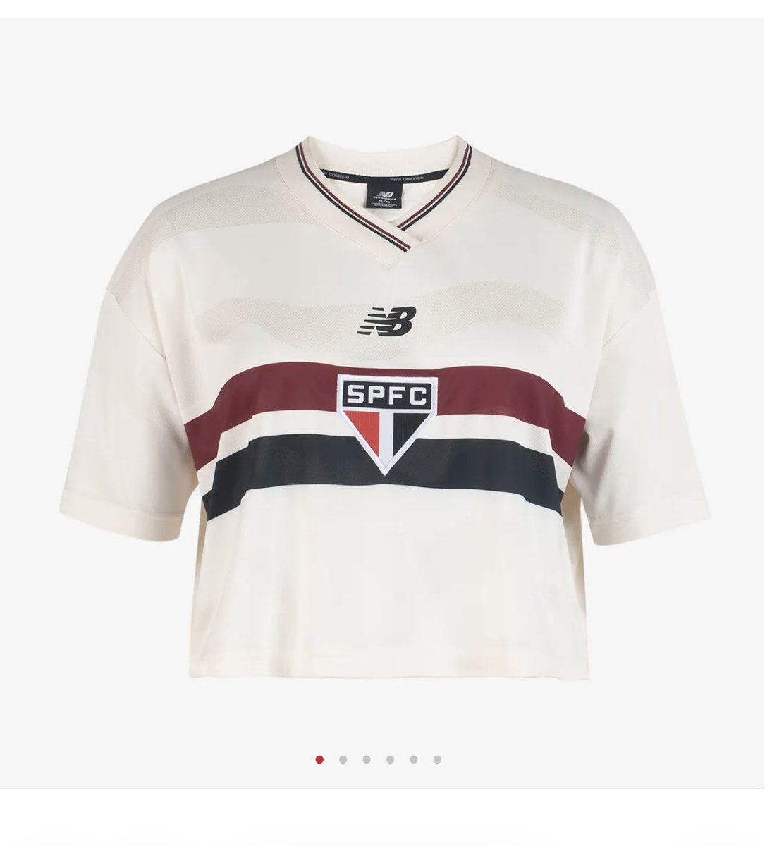 kelguiarr's tweet photo. Quem estiver vendendo ou saiba de alguém q esteja vendendo essa camisa me chama pf? Já esgotou nos sites e to querendo muitooo https://t.co/9ArG9J9p3Q