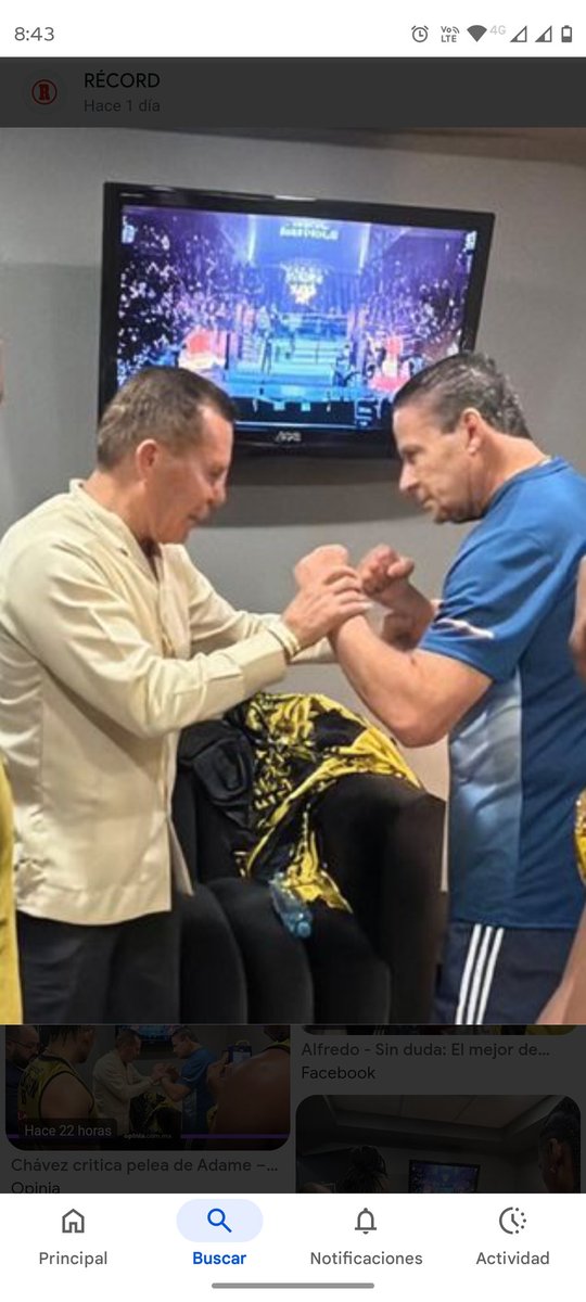 SecretosCosmico's tweet photo. Uno es una leyenda del boxeo, un campeón increíble que inspira a grandes y chicos, el. otro es un tal Julio César! #adame #ringroyaleplaydoit #boxeo https://t.co/DOWkjgirg6