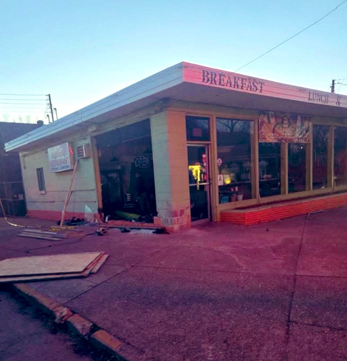 T.J. Walker tweet media